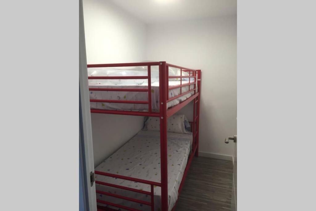 Apartamento Con Vistas Al Mar En Cambrils Bagian luar foto