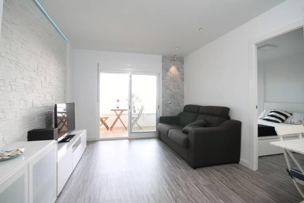 Apartamento Con Vistas Al Mar En Cambrils Bagian luar foto