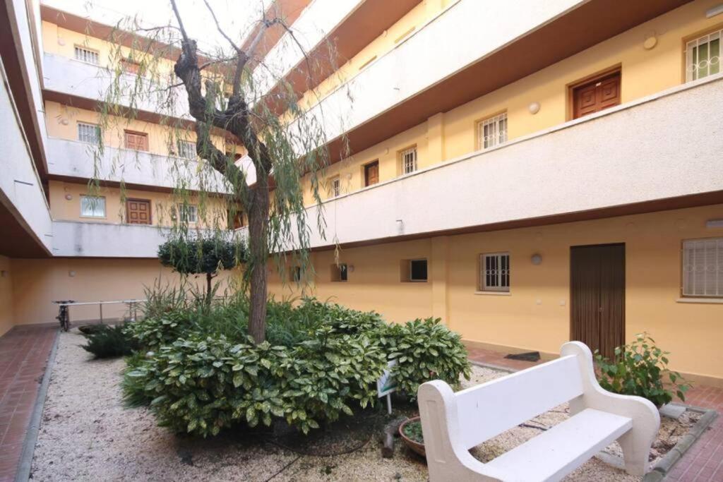 Apartamento Con Vistas Al Mar En Cambrils Bagian luar foto