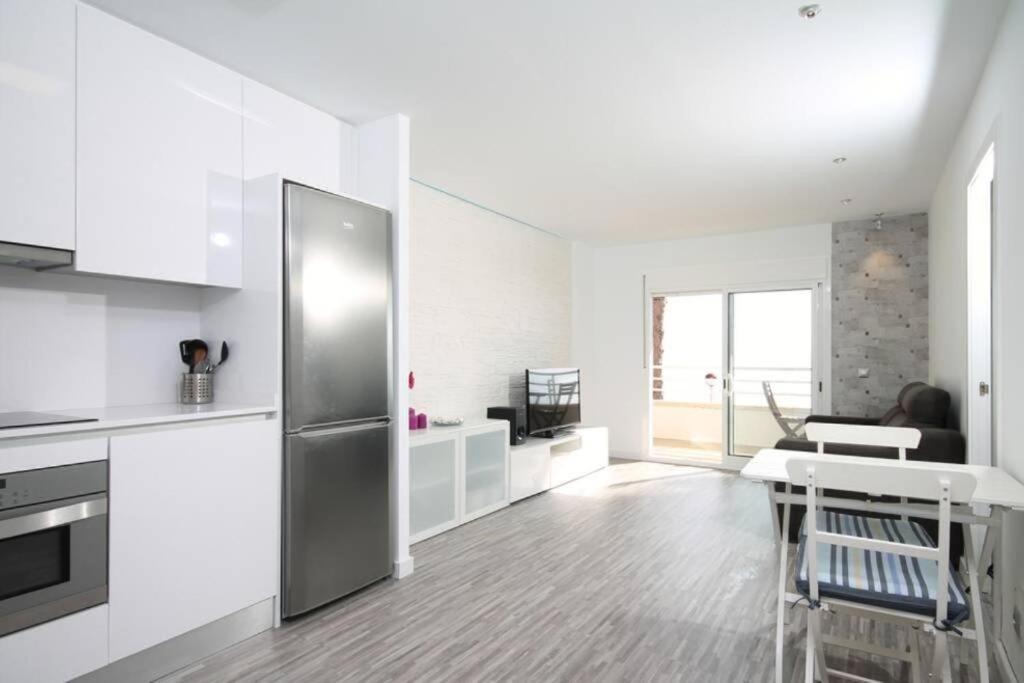 Apartamento Con Vistas Al Mar En Cambrils Bagian luar foto